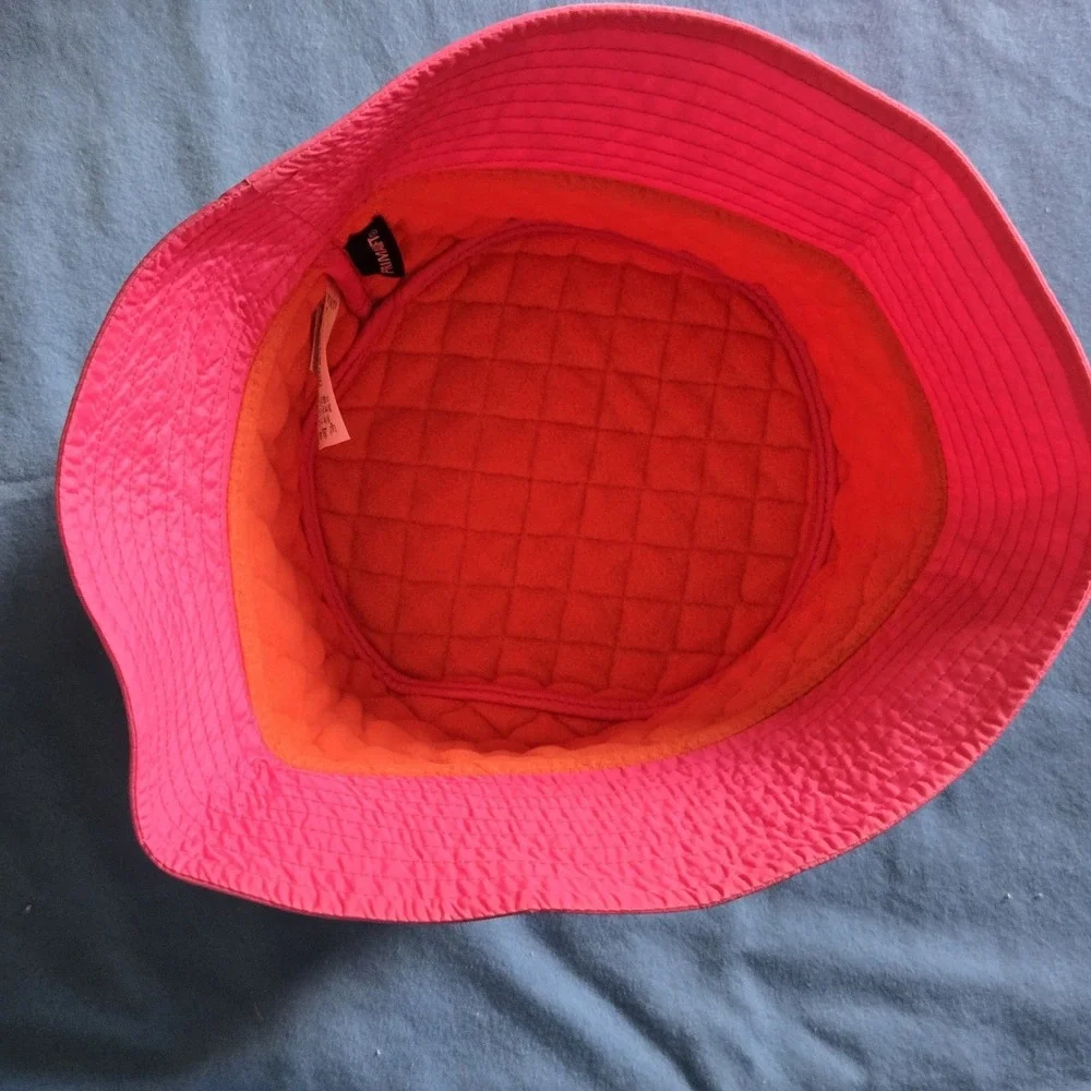Land's End Neon Pink Primaloft Quilted Bucket‎ Hat Women's Size S/M